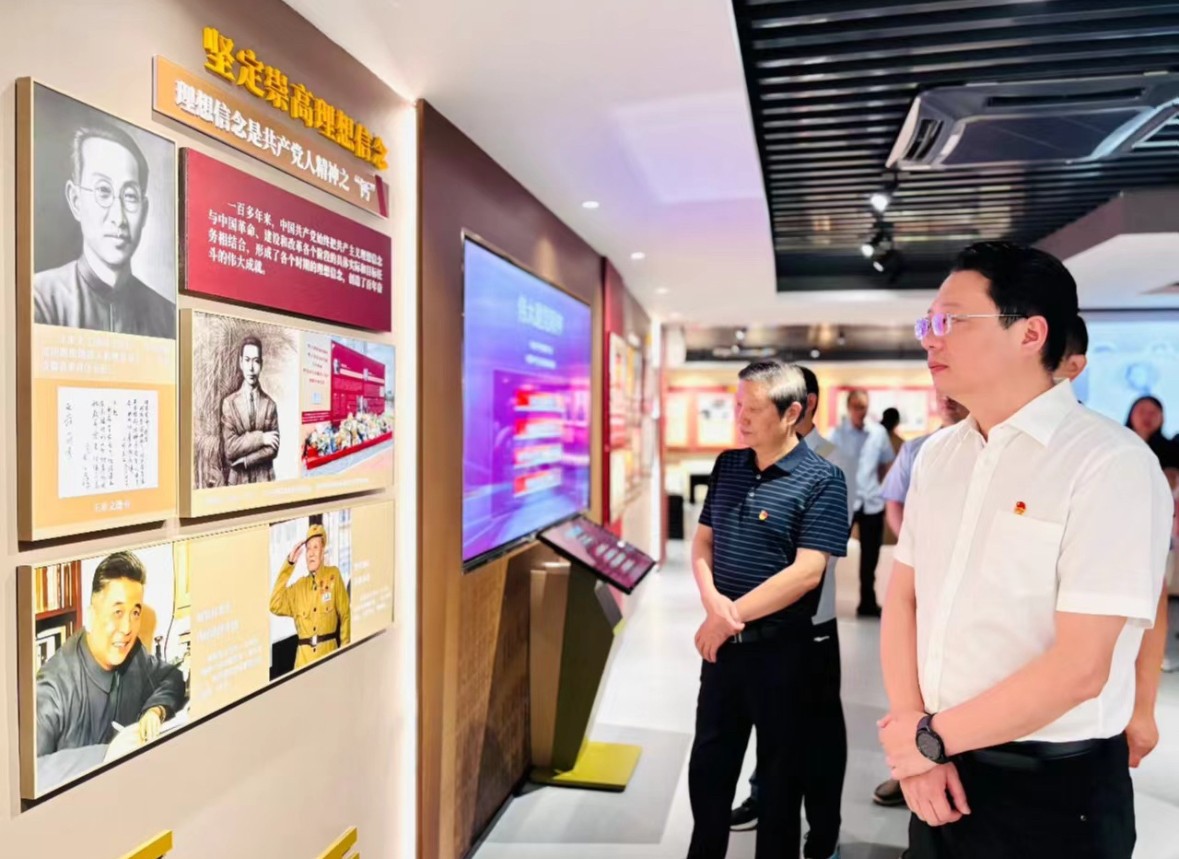 市住房置業(yè)融資擔保公司組織開展 慶“七一”系列活動